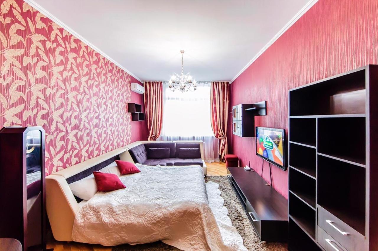 Rent-Kiev 2 Min Metro Chernihivska Lux Екстер'єр фото