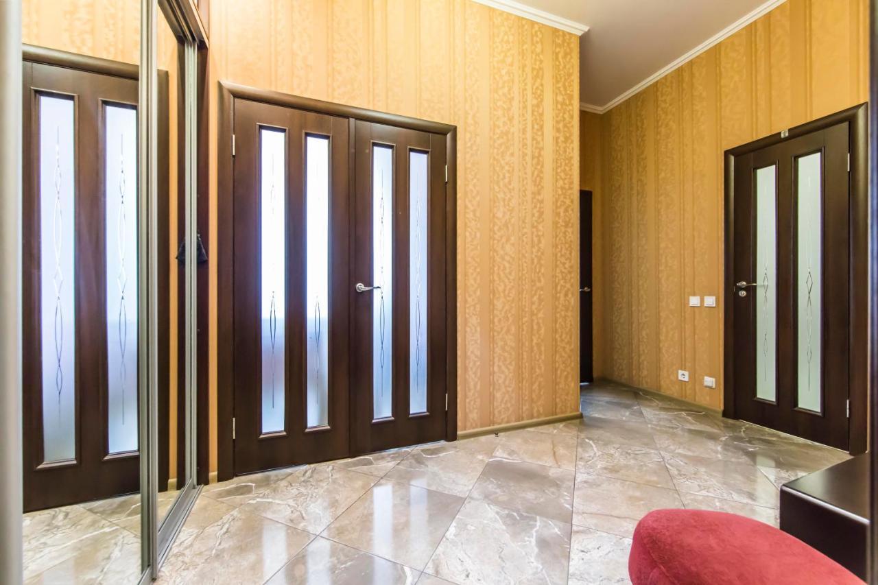 Rent-Kiev 2 Min Metro Chernihivska Lux Екстер'єр фото